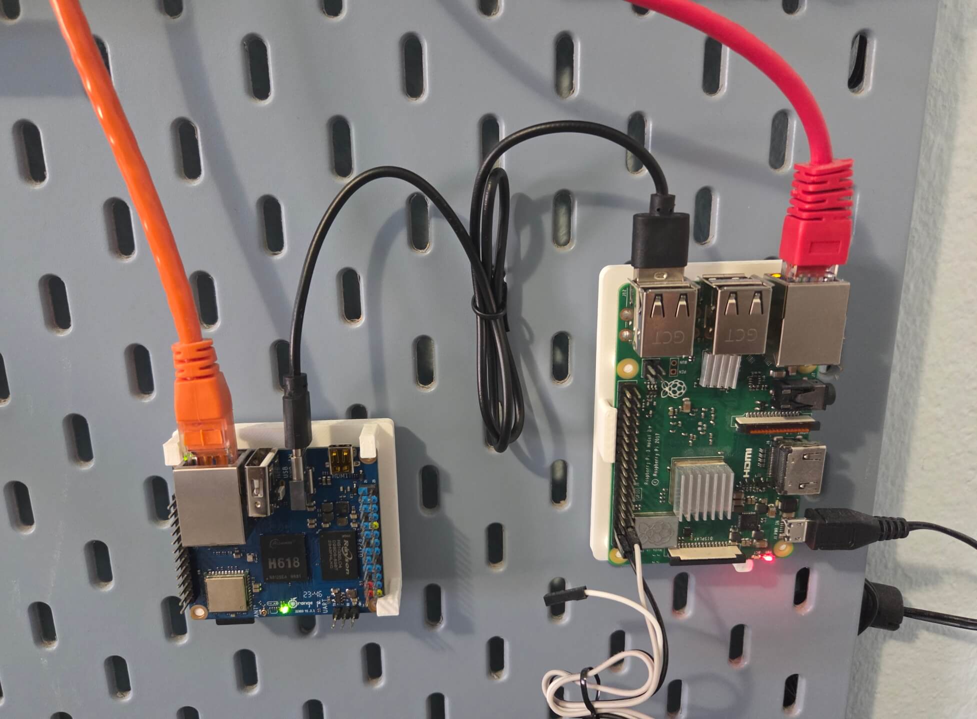 Image showing Orange Pi Zero 3 powered with USB cable running from Raspberry Pi's USB port
